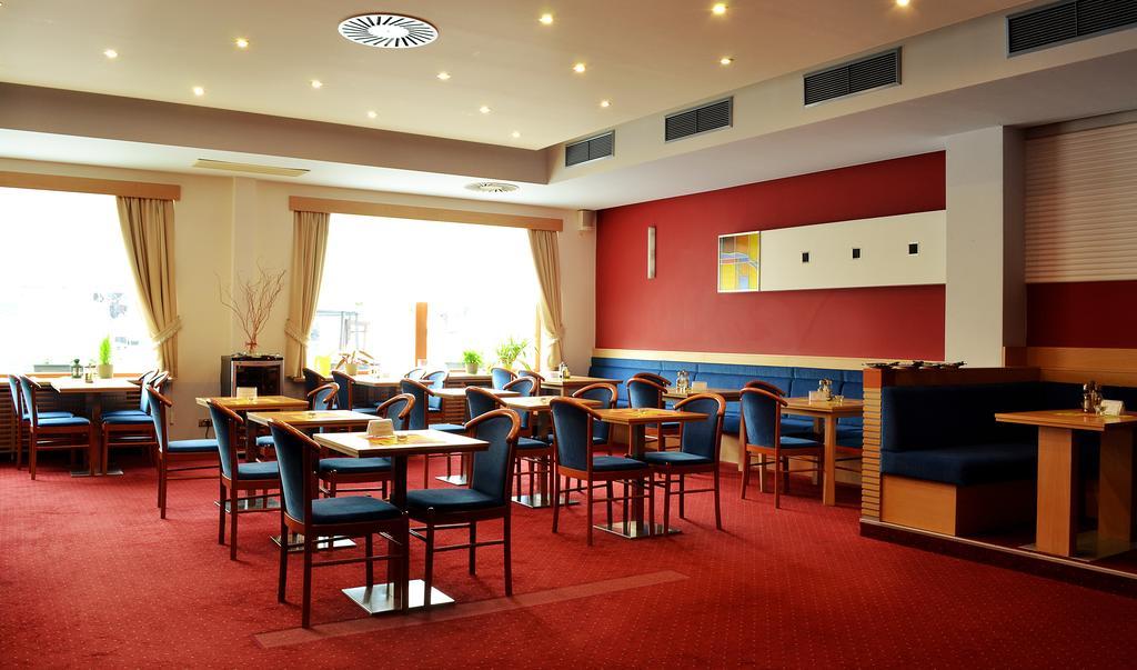 Hotel Slovan Jeseník Extérieur photo